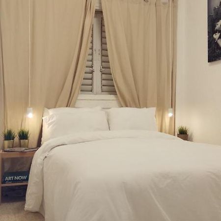 Room In Apartment Rishon Leziyyon Exterior photo